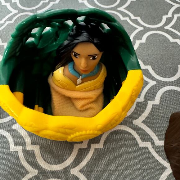 Disney Vintage Finger Puppets Pocahontas 90s Toys Burger King Toys Nostalgia - Picture 3 of 13